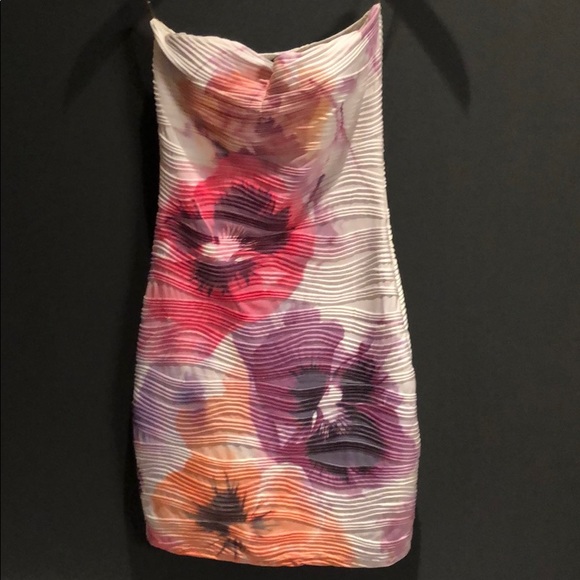 lipsy size 4